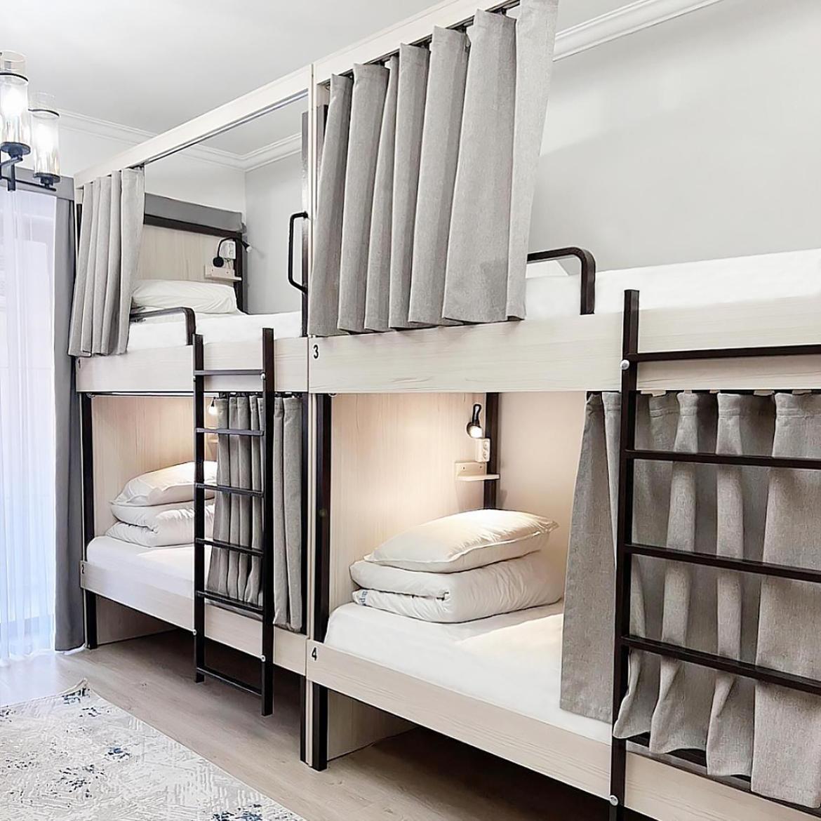 Compass Hostel บิชเคก ภายนอก รูปภาพ