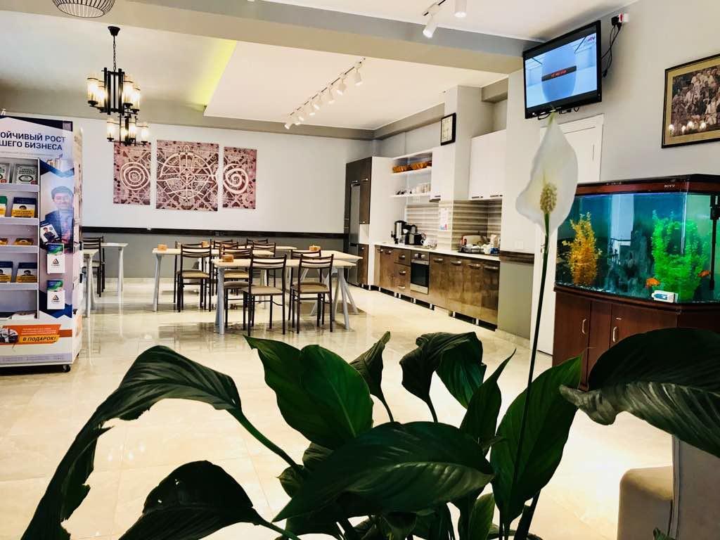 Compass Hostel บิชเคก ภายนอก รูปภาพ